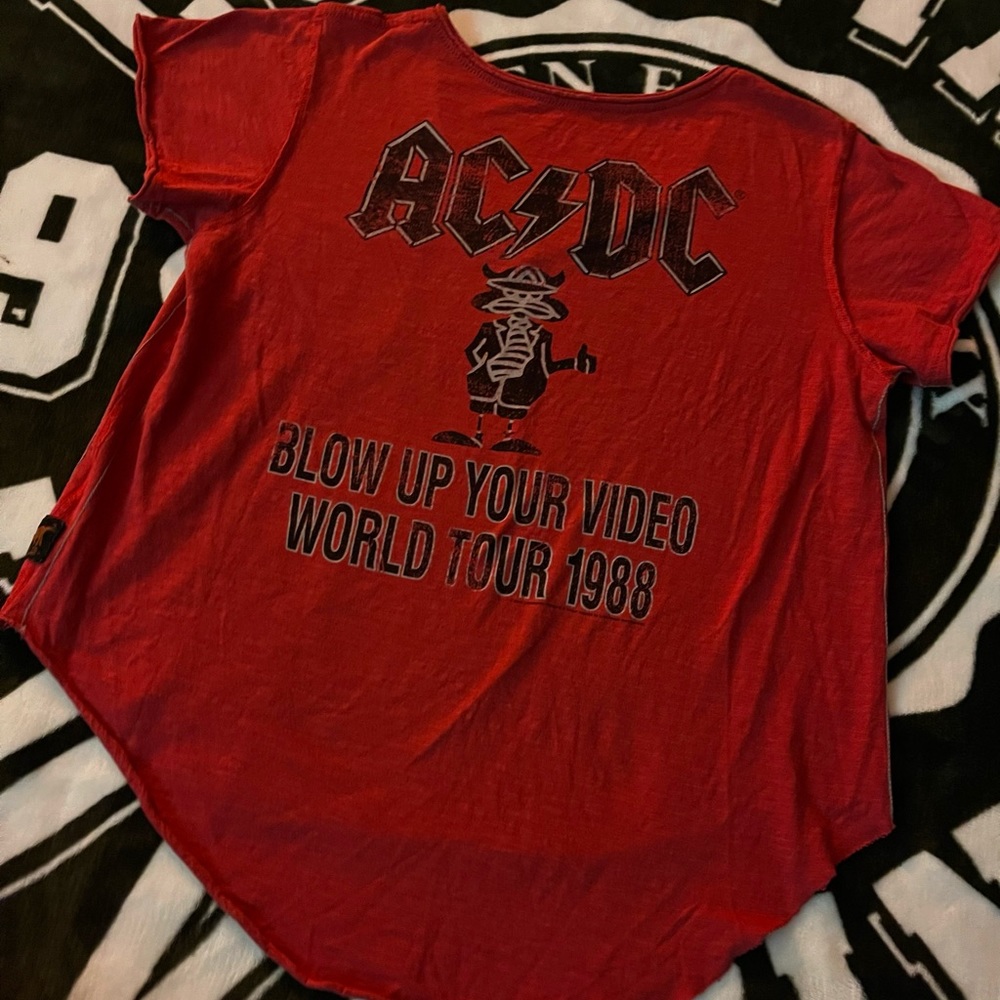 Trunk LTD AC/DC Distressed Shirt😎♥️